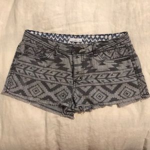 O’Neill shorts Aztec Tribal Low rise size9
